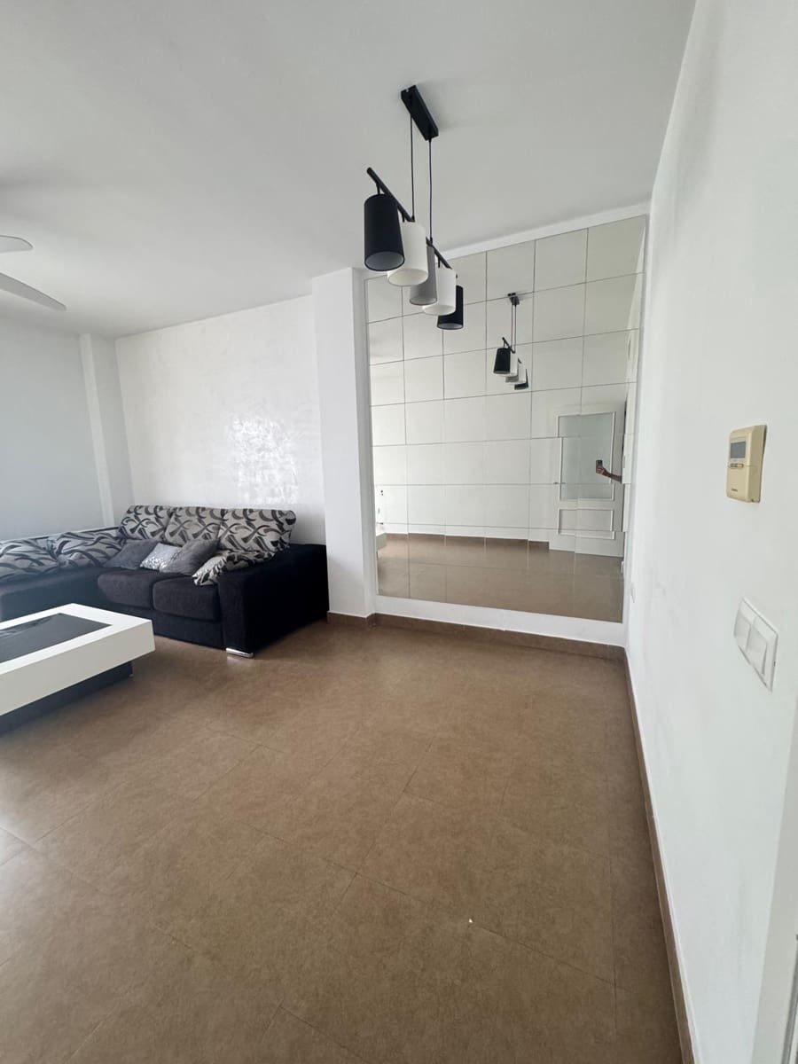 4 bedroom Flat for sale in Medina-Sidonia with garage - € 140,000 (Ref: 10139716)