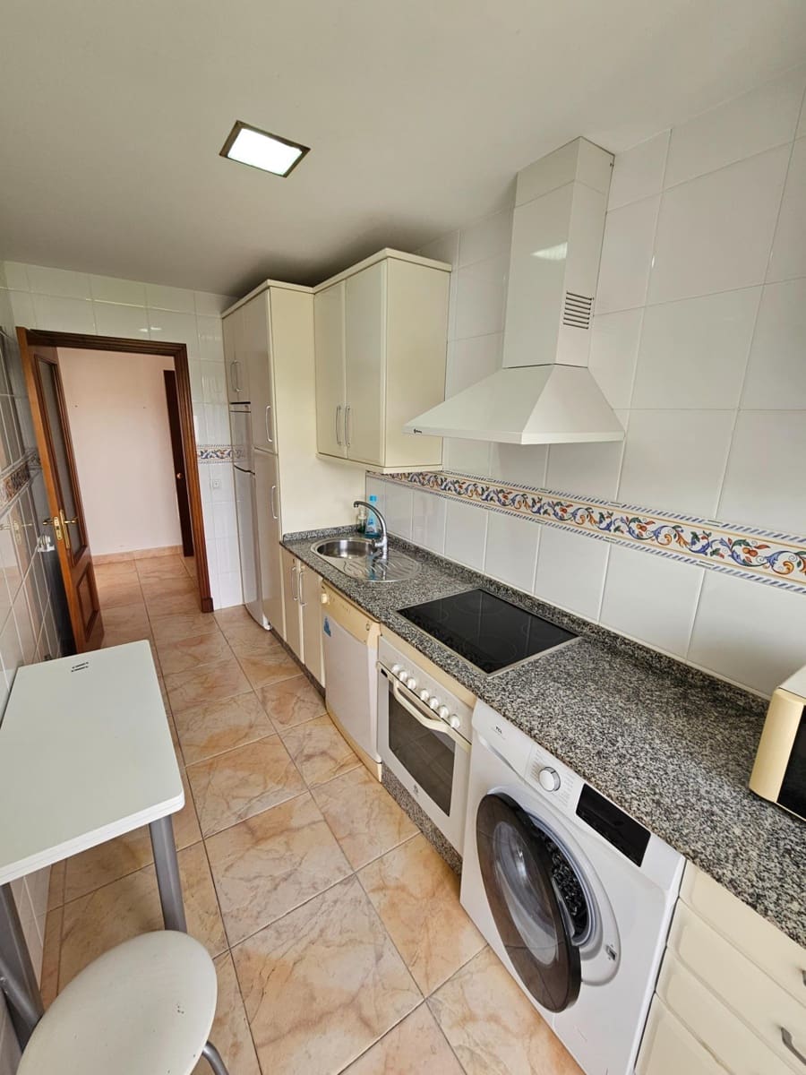 2 bedroom Flat for sale in Vejer de la Frontera - € 185,000 (Ref: 10147122)