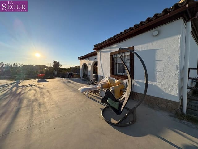 2 chambre Villa/Maison à vendre à Chiclana de la Frontera avec piscine - 320 000 € (Ref: 10166671)