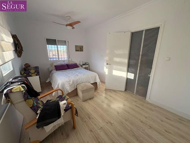 2 chambre Villa/Maison à vendre à Chiclana de la Frontera avec piscine - 320 000 € (Ref: 10166671)