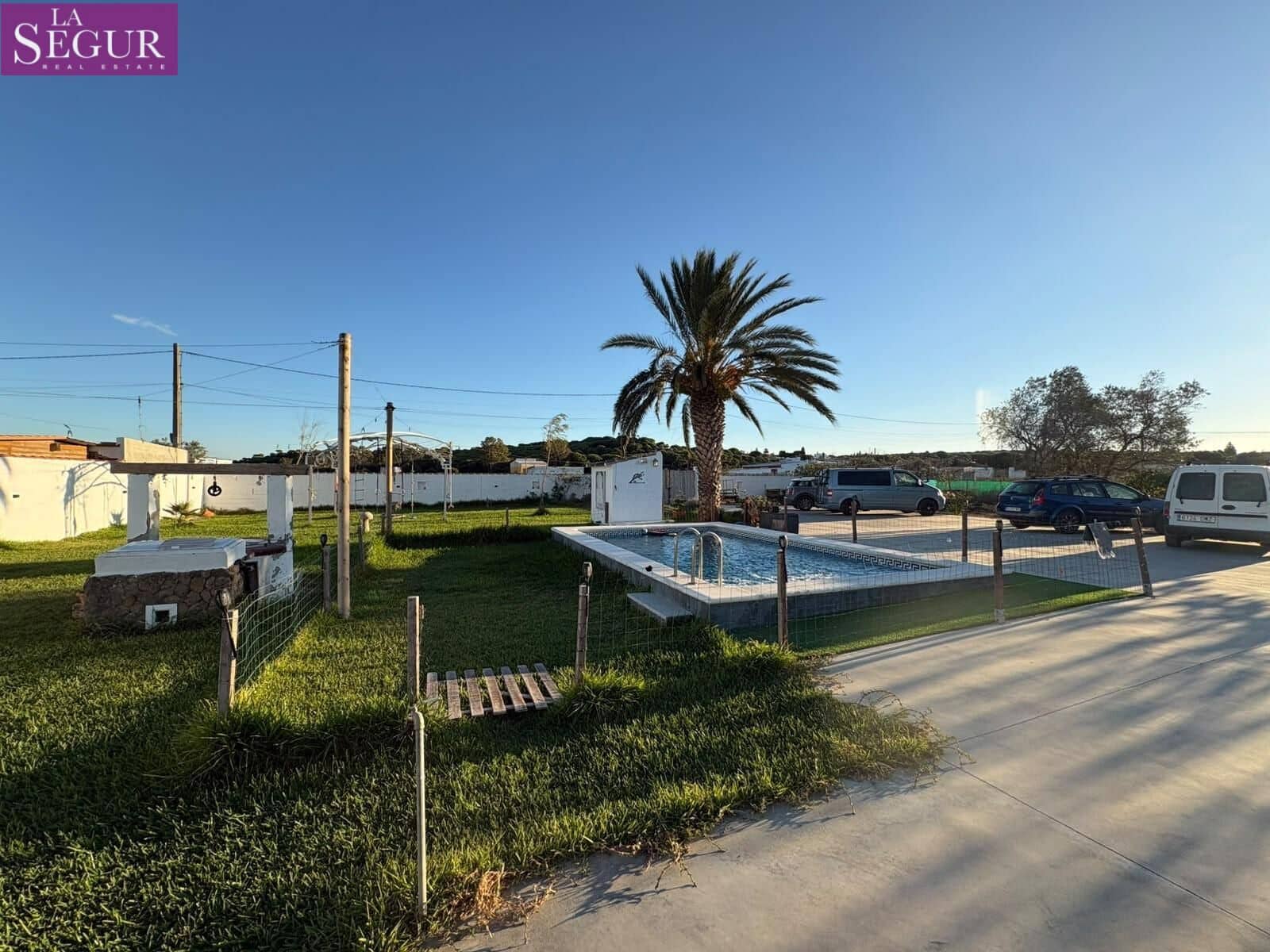 2 chambre Villa/Maison à vendre à Chiclana de la Frontera avec piscine - 320 000 € (Ref: 10166671)