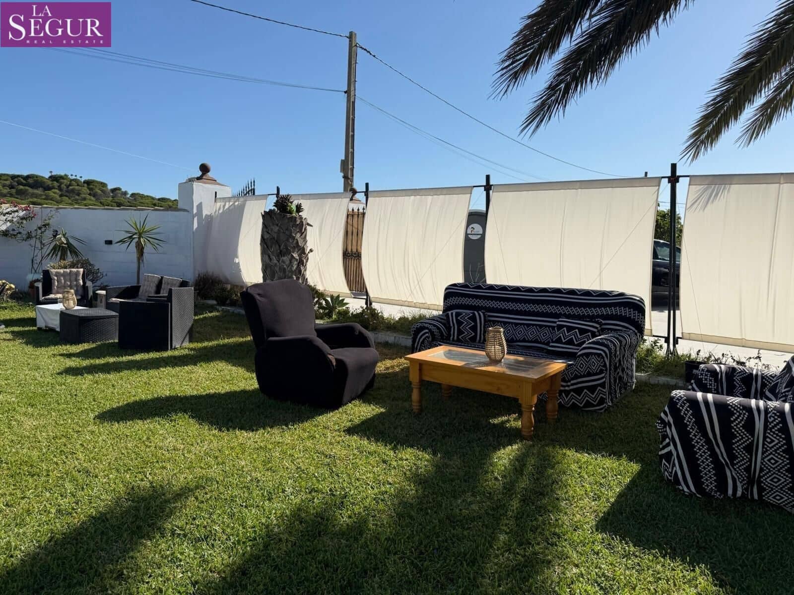 2 chambre Villa/Maison à vendre à Chiclana de la Frontera avec piscine - 320 000 € (Ref: 10166671)
