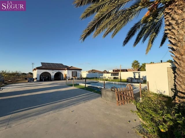 2 chambre Villa/Maison à vendre à Chiclana de la Frontera avec piscine - 320 000 € (Ref: 10166671)