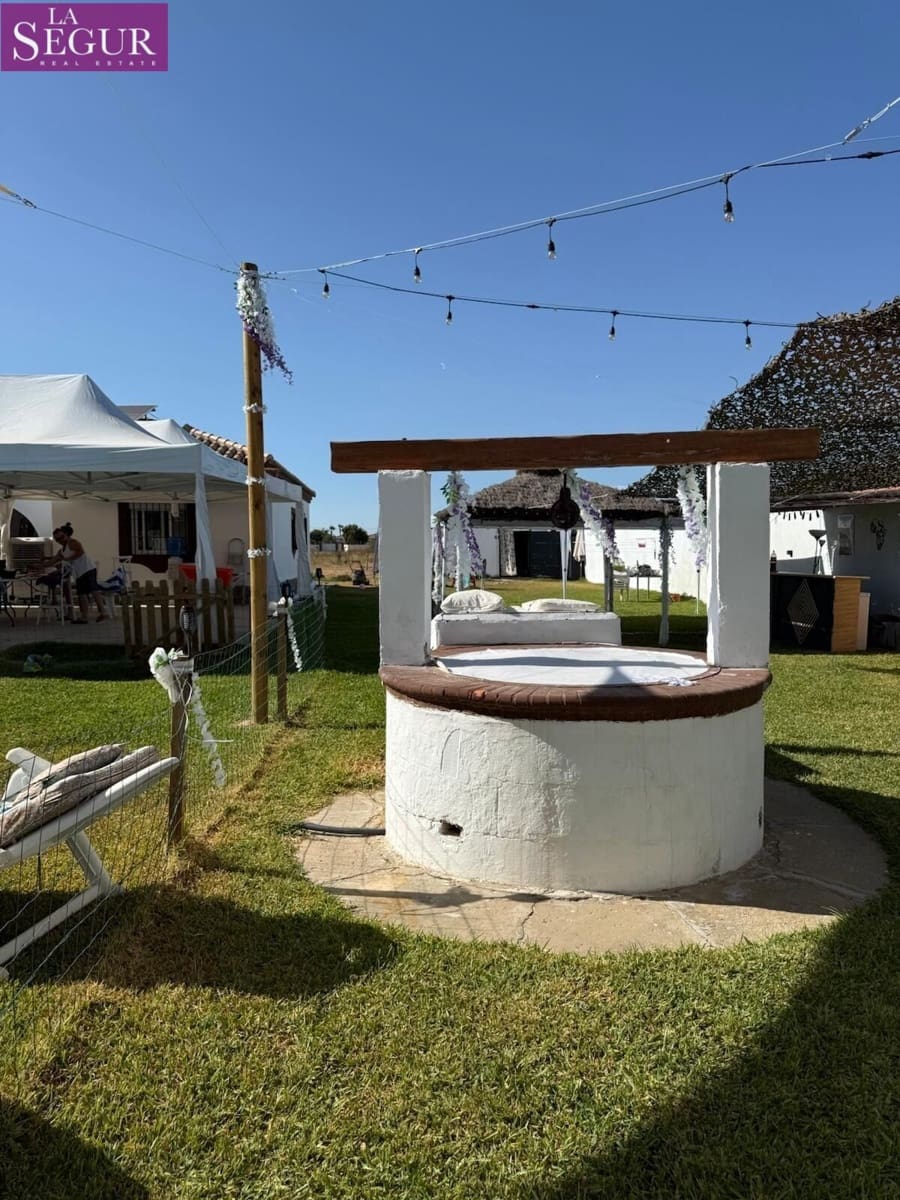 2 chambre Villa/Maison à vendre à Chiclana de la Frontera avec piscine - 320 000 € (Ref: 10166671)
