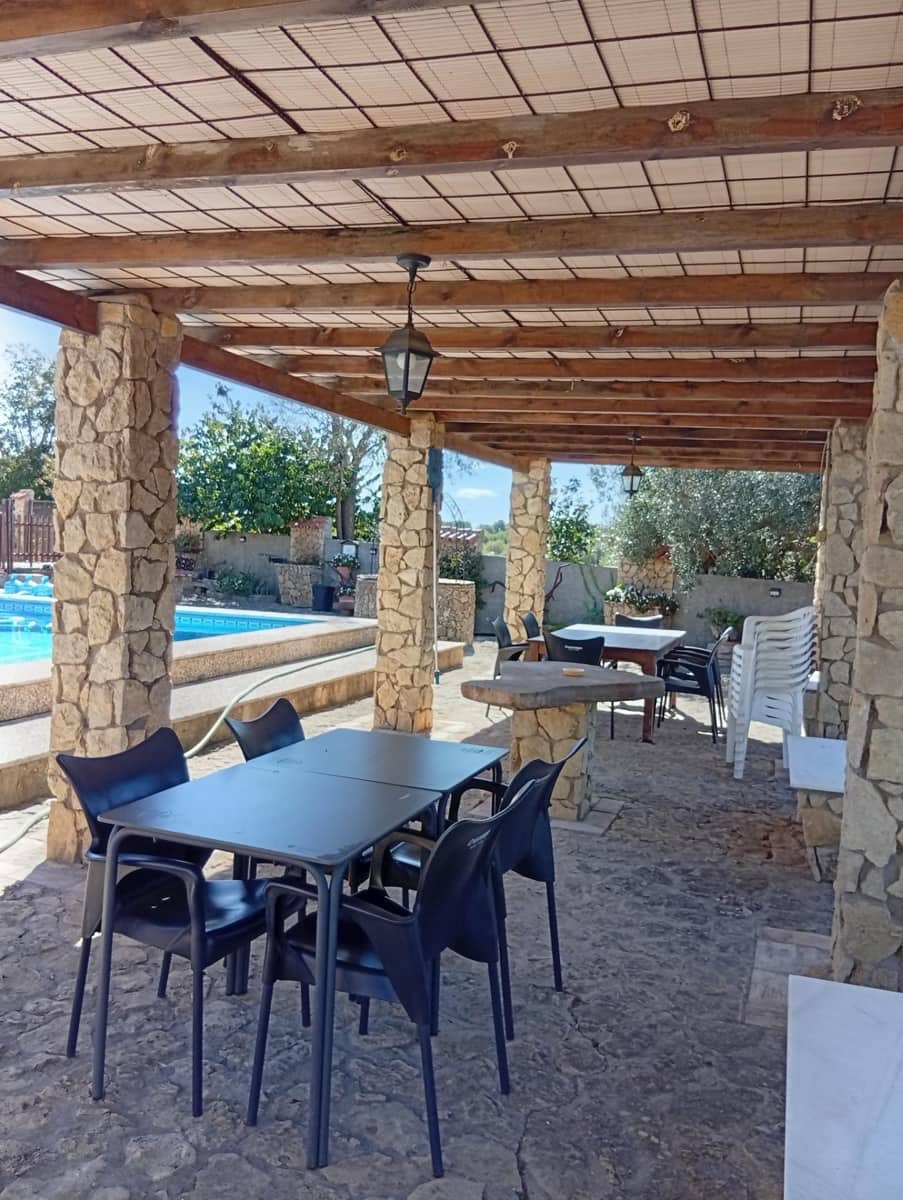 4 sypialnia Finka/Dom wiejski na sprzedaż w Benalup z basenem garażem - 525 000 € (Ref: 10171593)