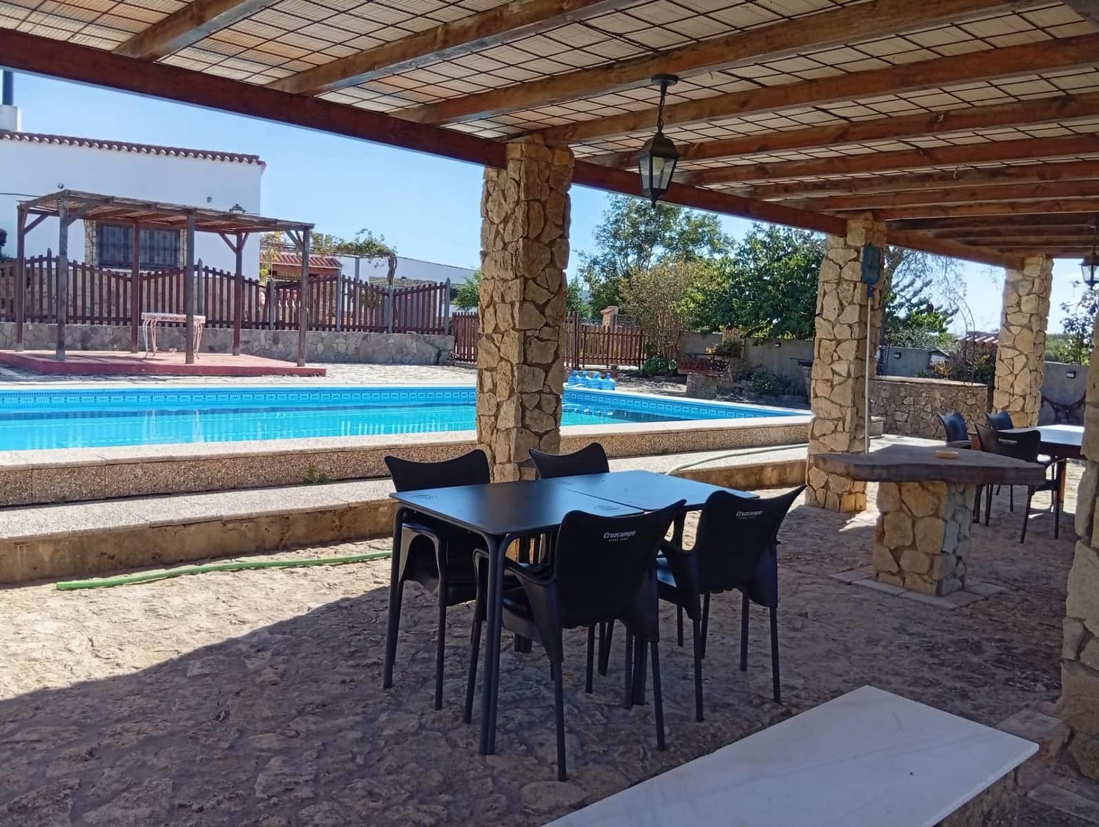 4 sypialnia Finka/Dom wiejski na sprzedaż w Benalup z basenem garażem - 525 000 € (Ref: 10171593)