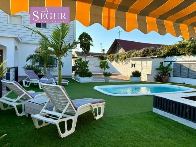 6 soveværelse Villa til salg i Conil de la Frontera med swimmingpool garage - € 449.990 (Ref: 10173943)