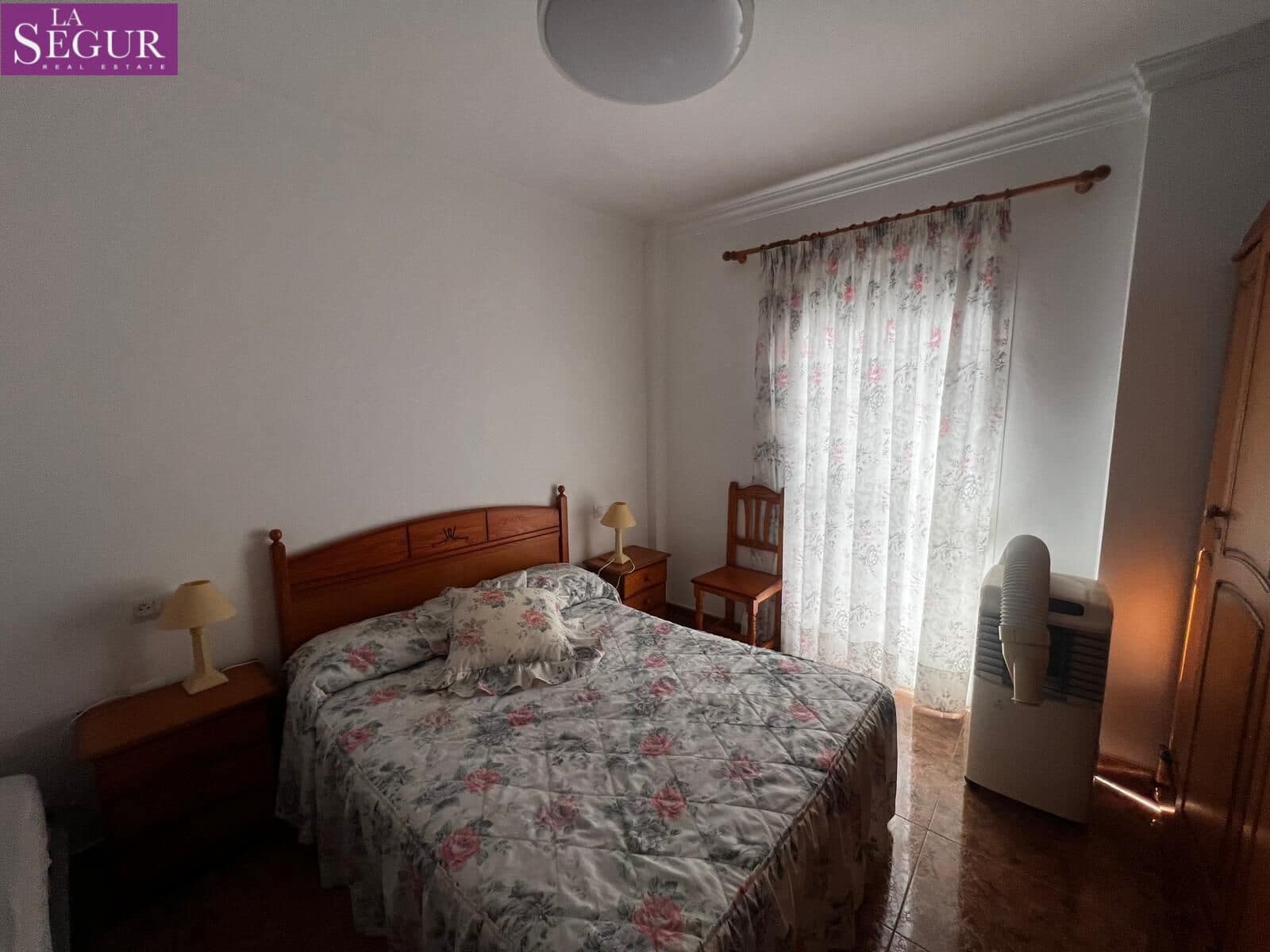 4 bedroom Townhouse for sale in Barbate - € 350,000 (Ref: 10184908)