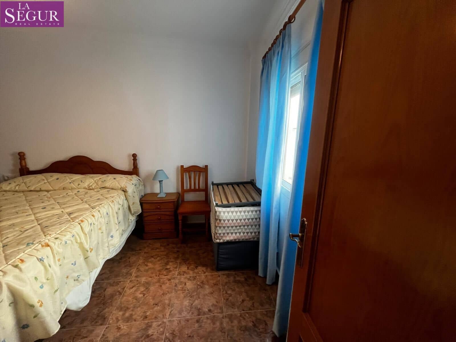 4 bedroom Townhouse for sale in Barbate - € 350,000 (Ref: 10184908)