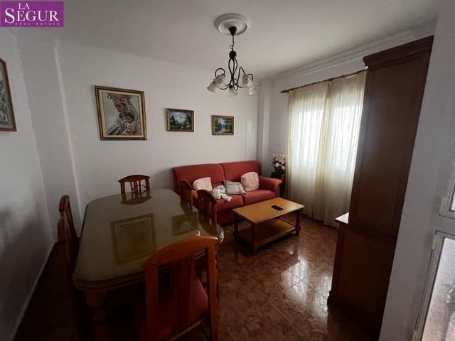 4 bedroom Townhouse for sale in Barbate - € 350,000 (Ref: 10184908)