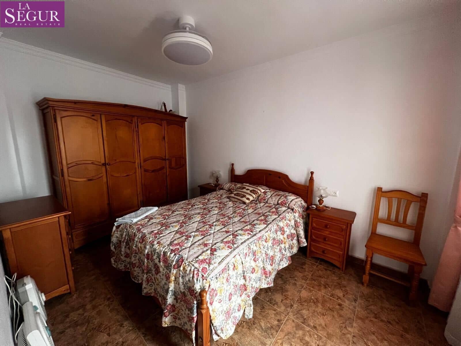 4 bedroom Townhouse for sale in Barbate - € 350,000 (Ref: 10184908)