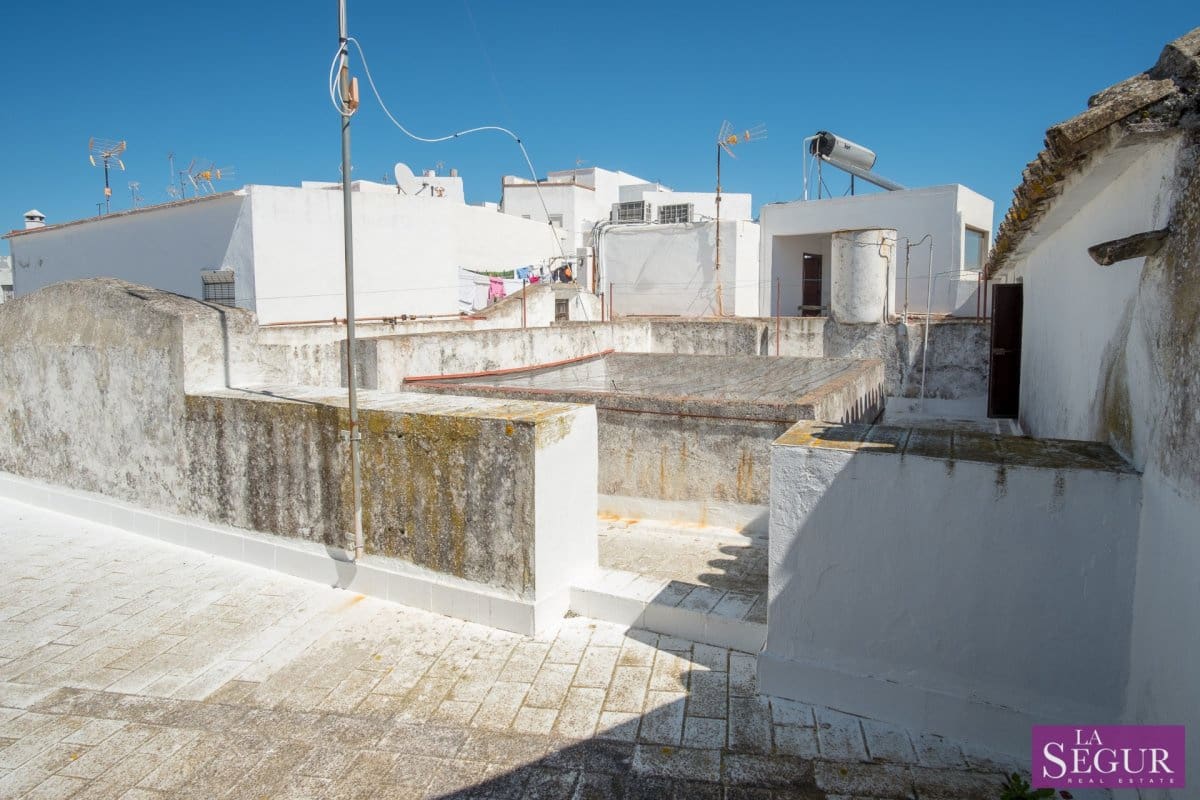 12 soveværelse Byhus til salg i Vejer de la Frontera med garage - € 680.000 (Ref: 4515232)