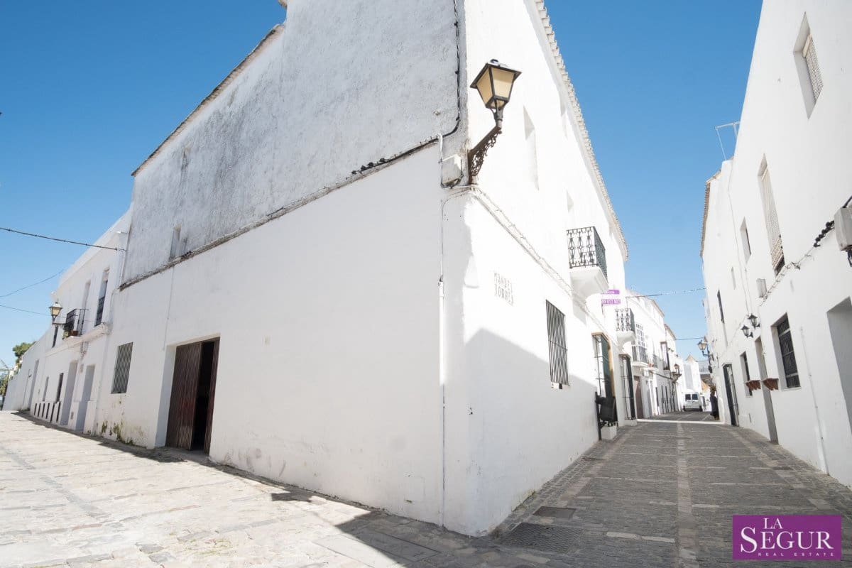 12 soveværelse Byhus til salg i Vejer de la Frontera med garage - € 680.000 (Ref: 4515232)