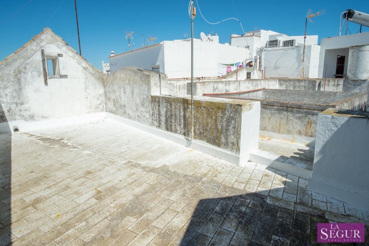 12 soveværelse Byhus til salg i Vejer de la Frontera med garage - € 680.000 (Ref: 4515232)