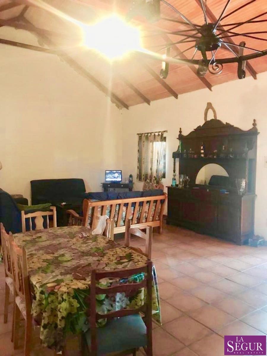 1 soveværelse Finca/Landehus til salg i Benalup med swimmingpool - € 400.000 (Ref: 4666623)