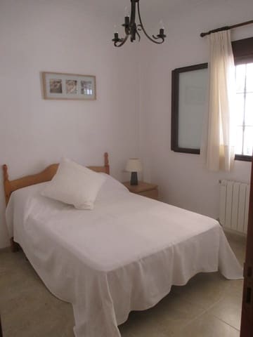 6 soveværelse Finca/Landehus til salg i Olvera med swimmingpool - € 725.000 (Ref: 6153637)