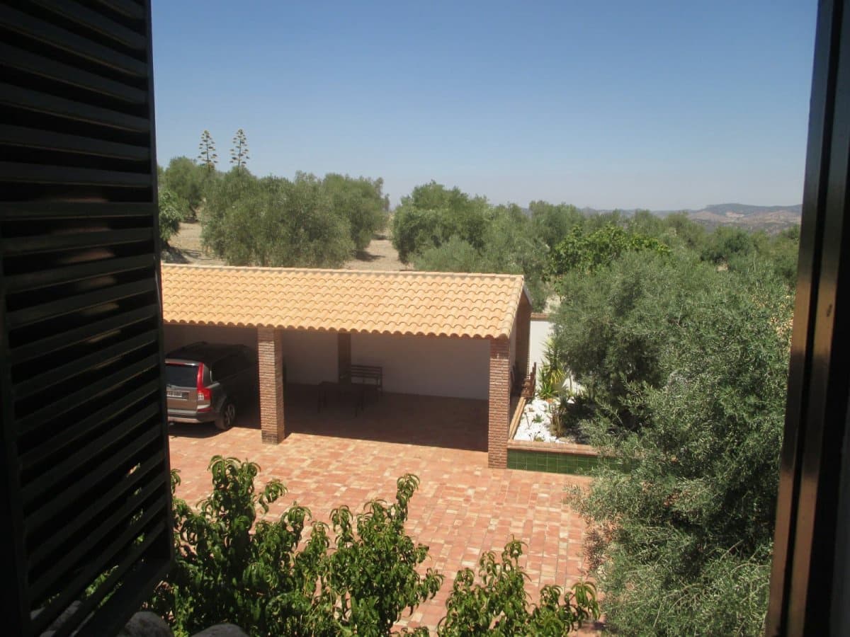 6 soveværelse Finca/Landehus til salg i Olvera med swimmingpool - € 725.000 (Ref: 6153637)