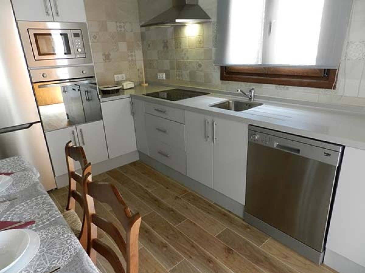 2 bedroom Apartment for holiday rental in Vejer de la Frontera with pool - € 1,330 (Ref: 6153716)