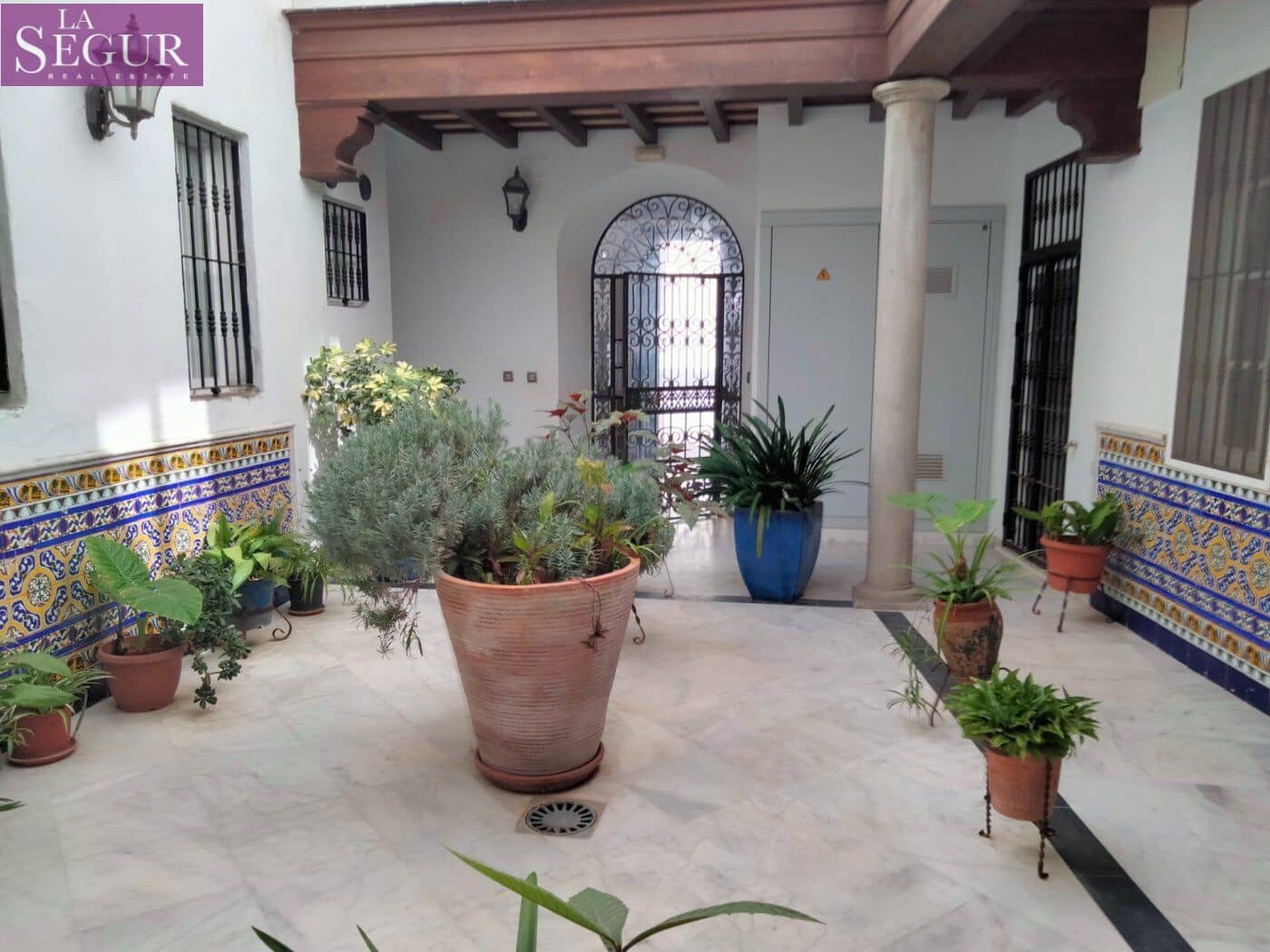 4 bedroom Apartment for sale in Medina-Sidonia - € 140,000 (Ref: 6333974)