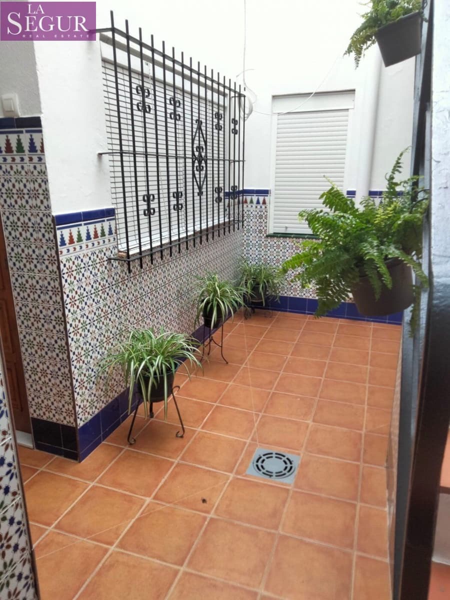 2 bedroom Apartment for sale in Medina-Sidonia - € 280,000 (Ref: 6758256)