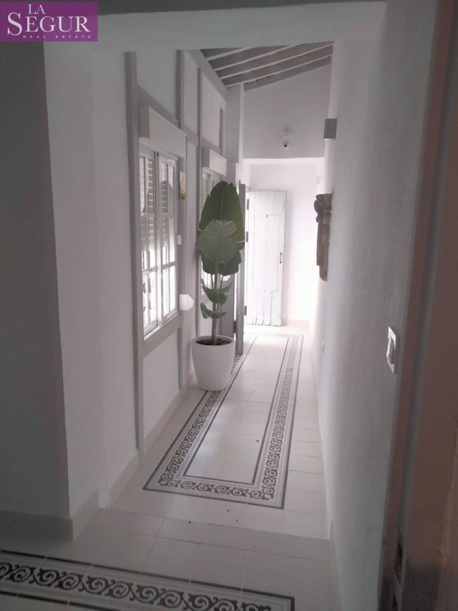 2 bedroom Apartment for sale in Medina-Sidonia - € 280,000 (Ref: 6758256)