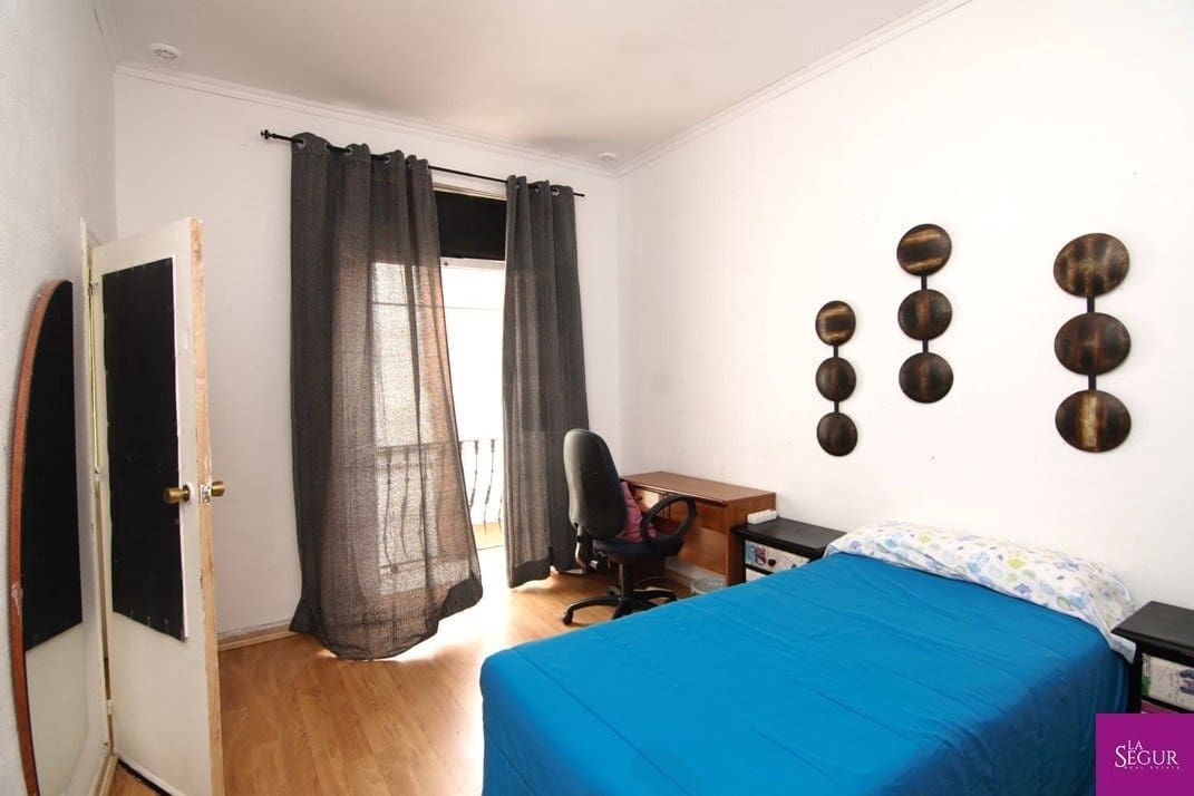 3 quarto Apartamento para venda em Cadis cidade - 185 000 € (Ref: 6779583)