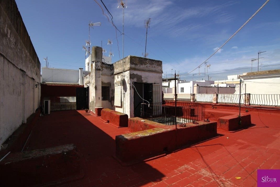 3 quarto Apartamento para venda em Cadis cidade - 185 000 € (Ref: 6779583)