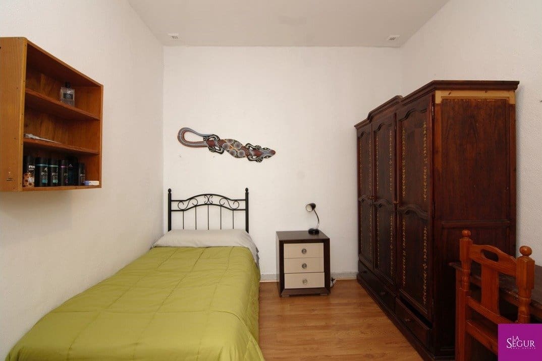 3 quarto Apartamento para venda em Cadis cidade - 185 000 € (Ref: 6779583)