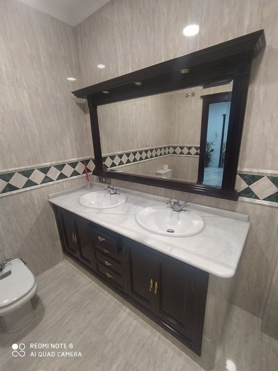 4 soveværelse Villa til salg i Barbate - € 660.000 (Ref: 6917849)