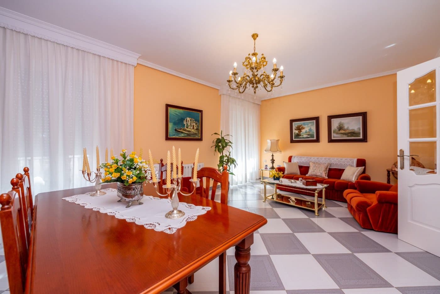 10 chambre Maison de Ville à vendre à Vejer de la Frontera avec garage - 650 000 € (Ref: 6933504)