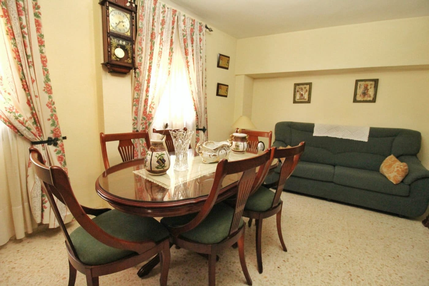 4 slaapkamer Rijtjeshuis te koop in Vejer de la Frontera - € 180.000 (Ref: 6954698)