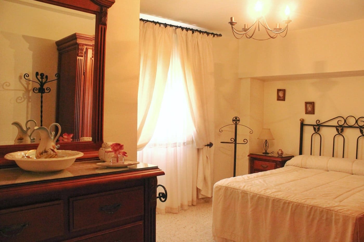 4 slaapkamer Rijtjeshuis te koop in Vejer de la Frontera - € 180.000 (Ref: 6954698)