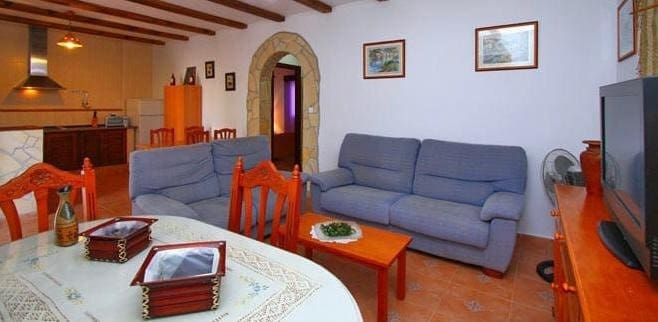 Villa for sale in Chiclana de la Frontera with pool garage - € 450,000 (Ref: 7041330)