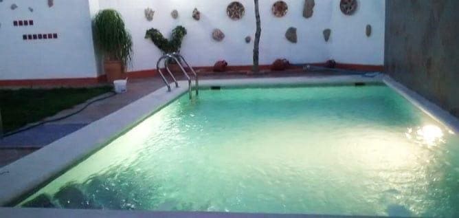 Villa for sale in Chiclana de la Frontera with pool garage - € 450,000 (Ref: 7041330)