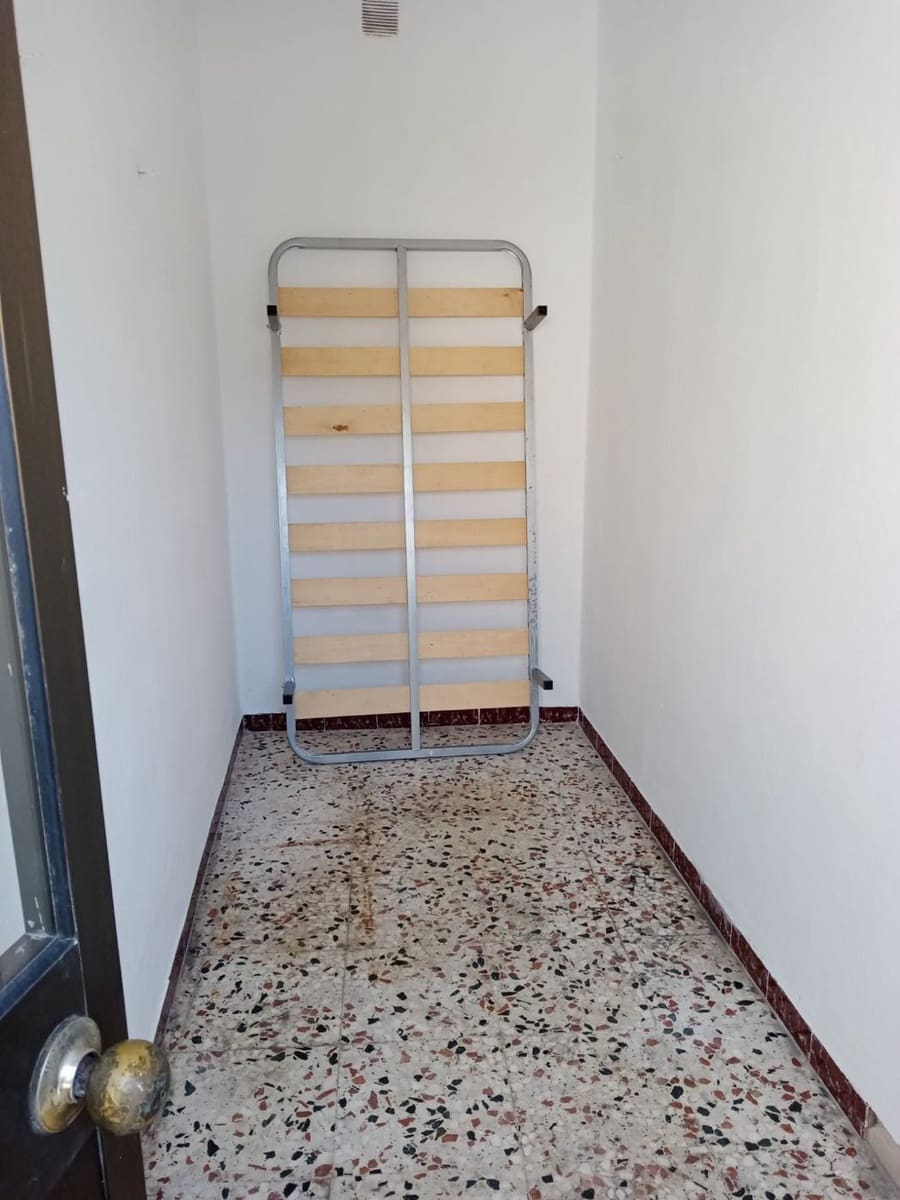 6 soveværelse Byhus til salg i Medina-Sidonia - € 120.000 (Ref: 7364770)