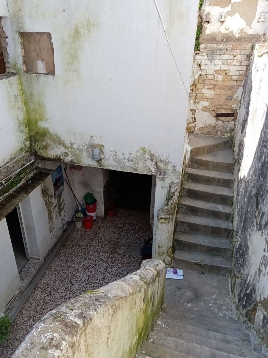 6 soveværelse Byhus til salg i Medina-Sidonia - € 120.000 (Ref: 7364770)