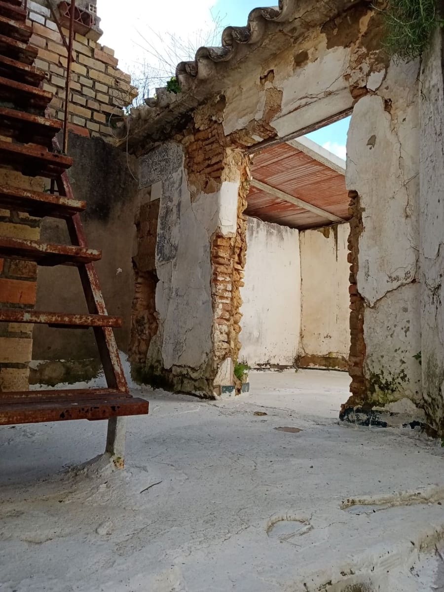 6 soveværelse Byhus til salg i Medina-Sidonia - € 120.000 (Ref: 7364770)