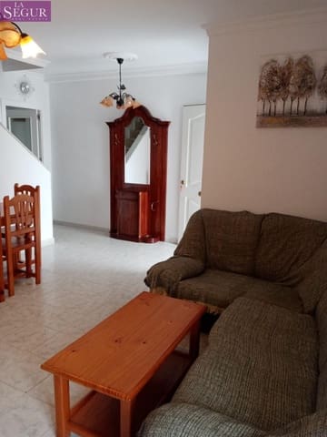 4 makuuhuone Rivitalo myytävänä paikassa Medina-Sidonia - 140 000 € (Ref: 7396633)