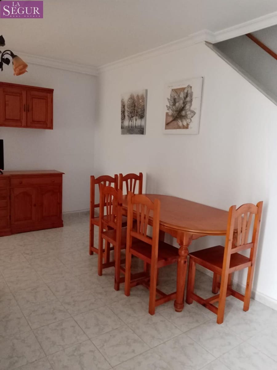 4 soveværelse Rækkehus til salg i Medina-Sidonia - € 140.000 (Ref: 7396633)