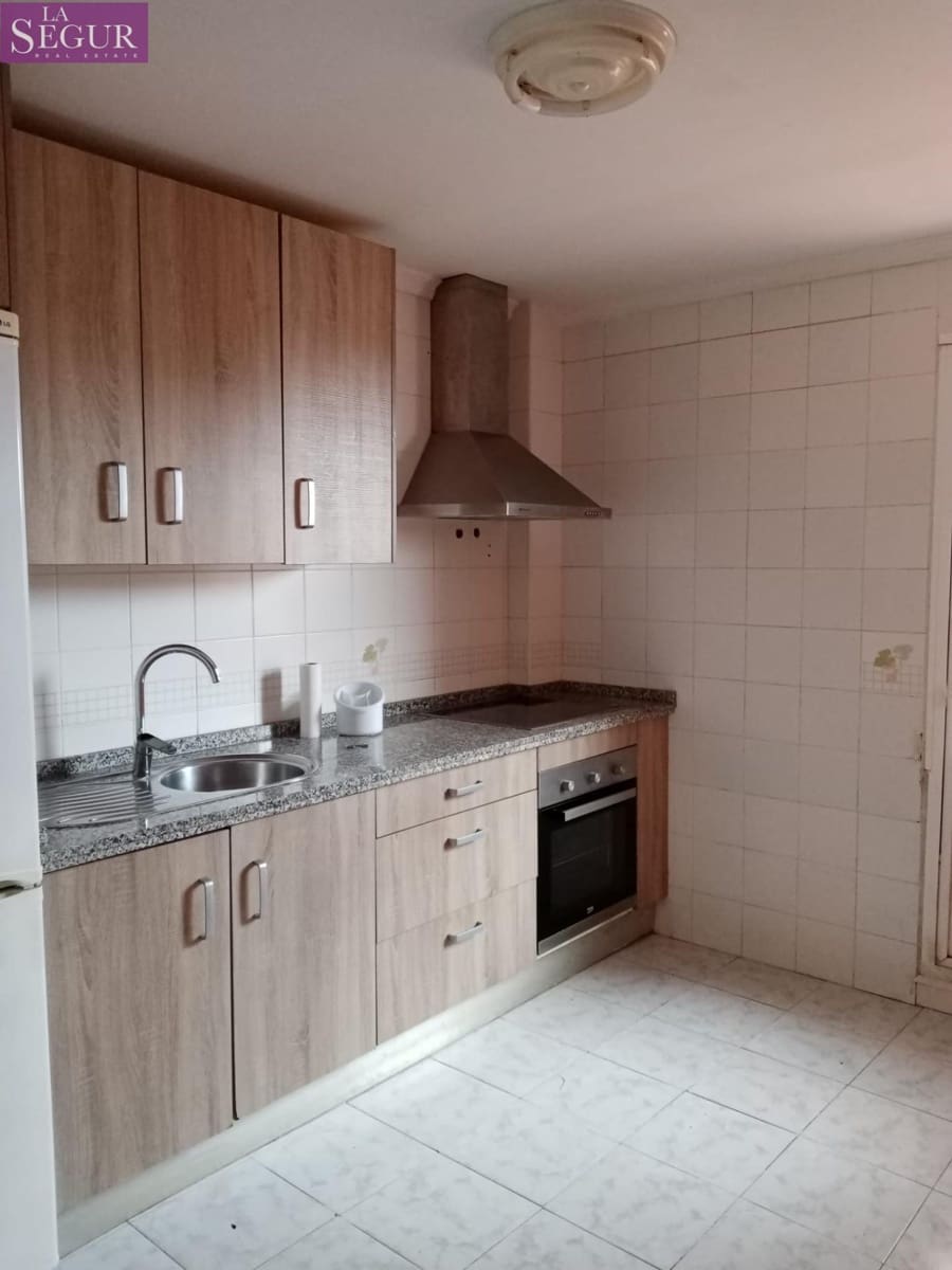 4 soveværelse Rækkehus til salg i Medina-Sidonia - € 140.000 (Ref: 7396633)