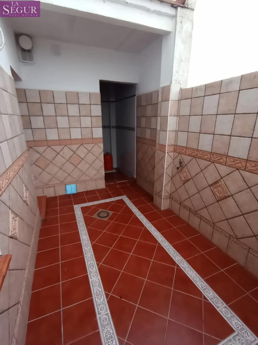 4 soveværelse Rækkehus til salg i Medina-Sidonia - € 140.000 (Ref: 7396633)