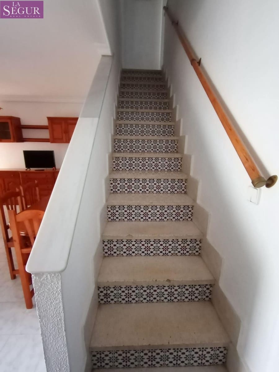 4 soveværelse Rækkehus til salg i Medina-Sidonia - € 140.000 (Ref: 7396633)