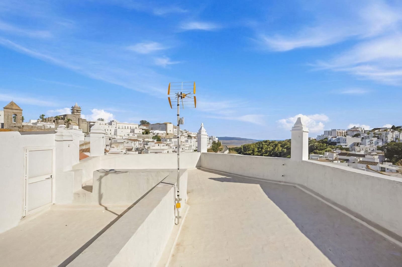 3 bedroom Townhouse for sale in Vejer de la Frontera - € 400,000 (Ref: 7450489)