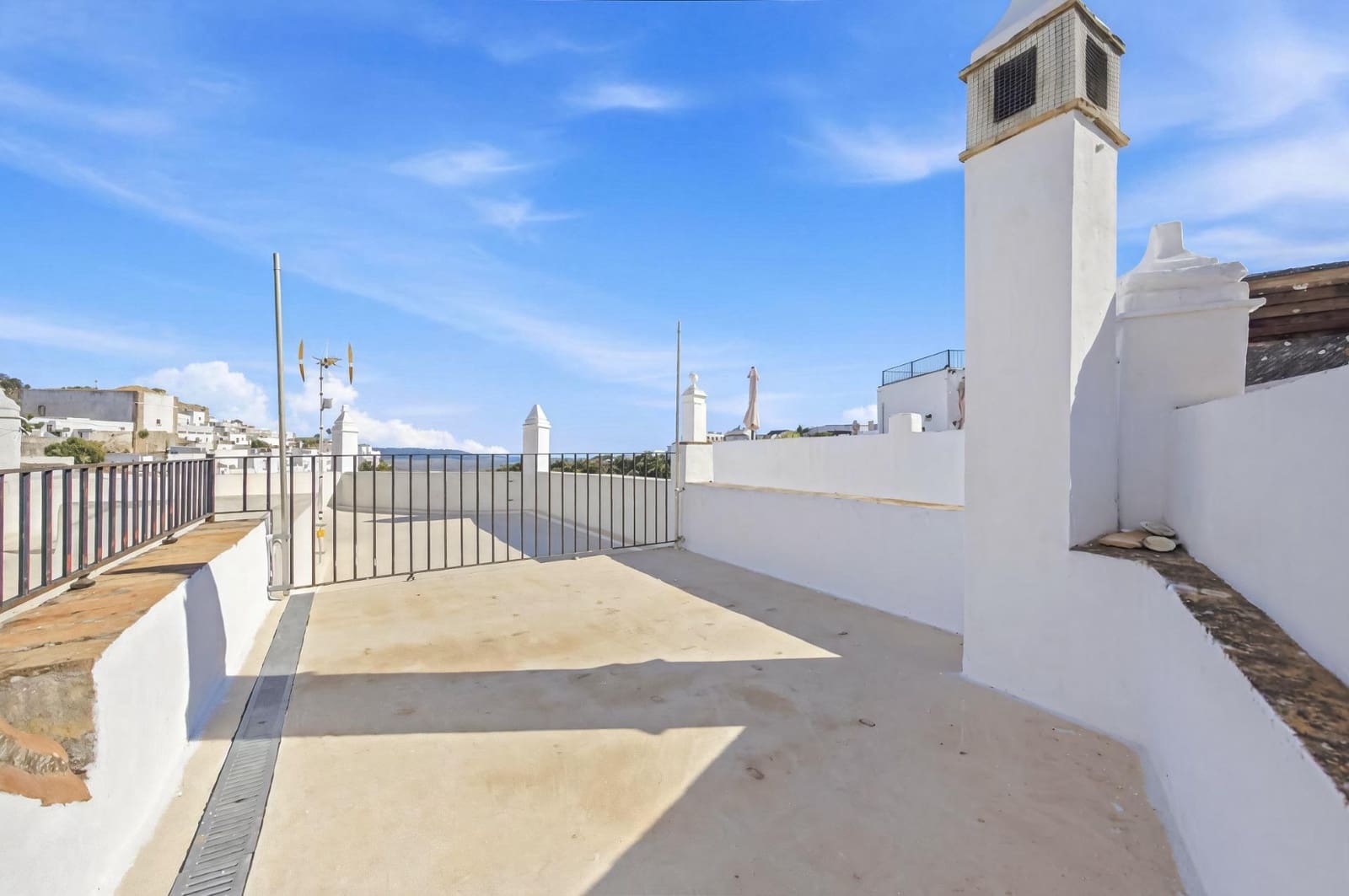 3 bedroom Townhouse for sale in Vejer de la Frontera - € 400,000 (Ref: 7450489)