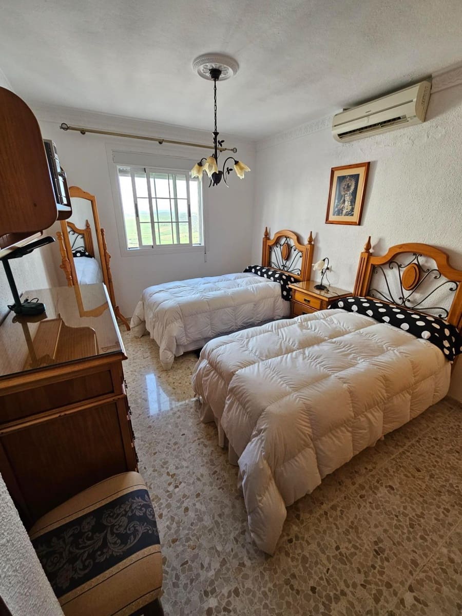 Casa de 4 habitaciones en Vejer de la Frontera en venta - 395.000 € (Ref: 7482429)