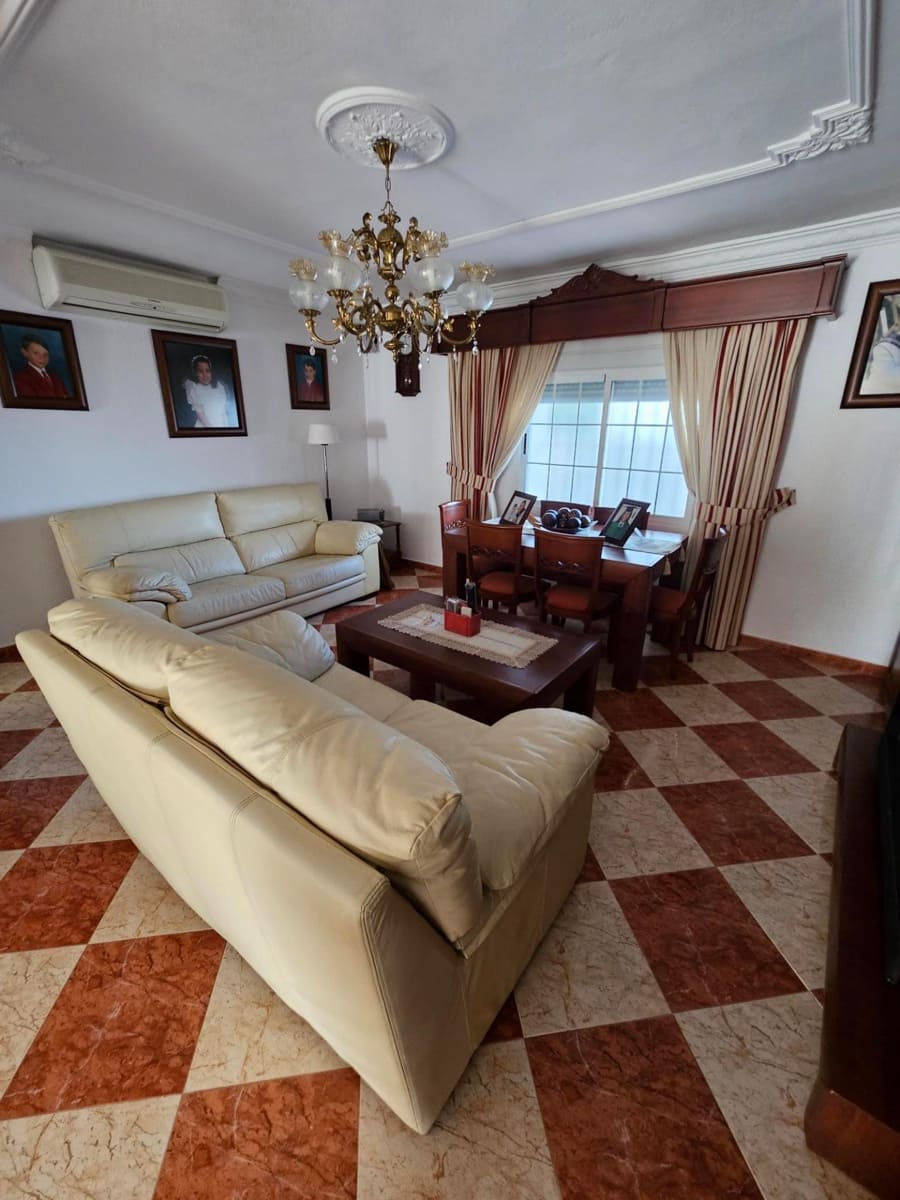 Casa de 4 habitaciones en Vejer de la Frontera en venta - 395.000 € (Ref: 7482429)