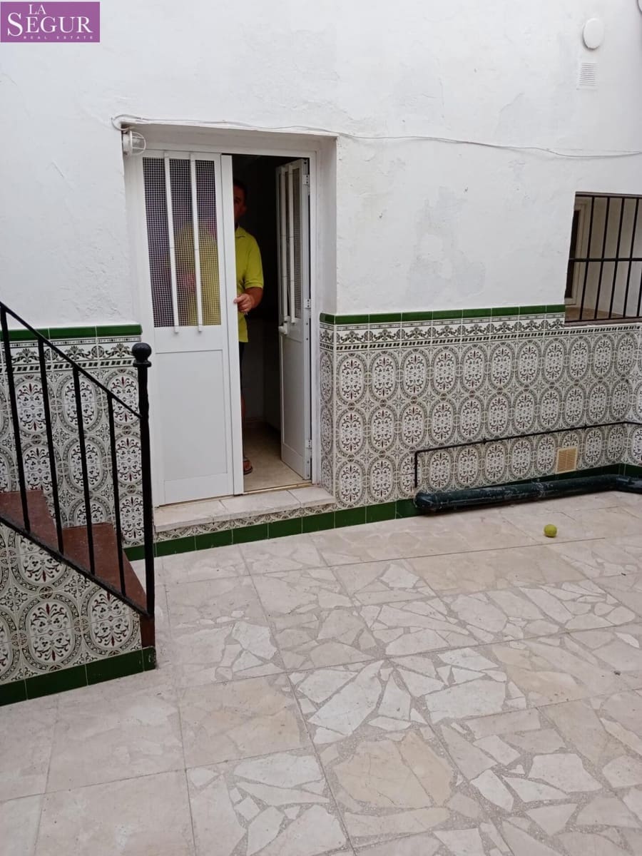 10 slaapkamer Huis te koop in Medina-Sidonia - € 160.000 (Ref: 7572391)