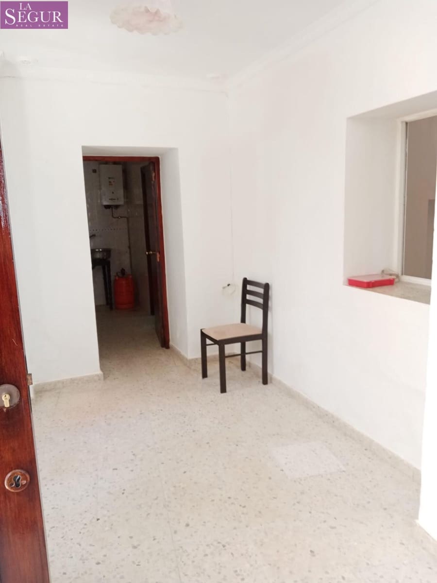 10 slaapkamer Huis te koop in Medina-Sidonia - € 160.000 (Ref: 7572391)