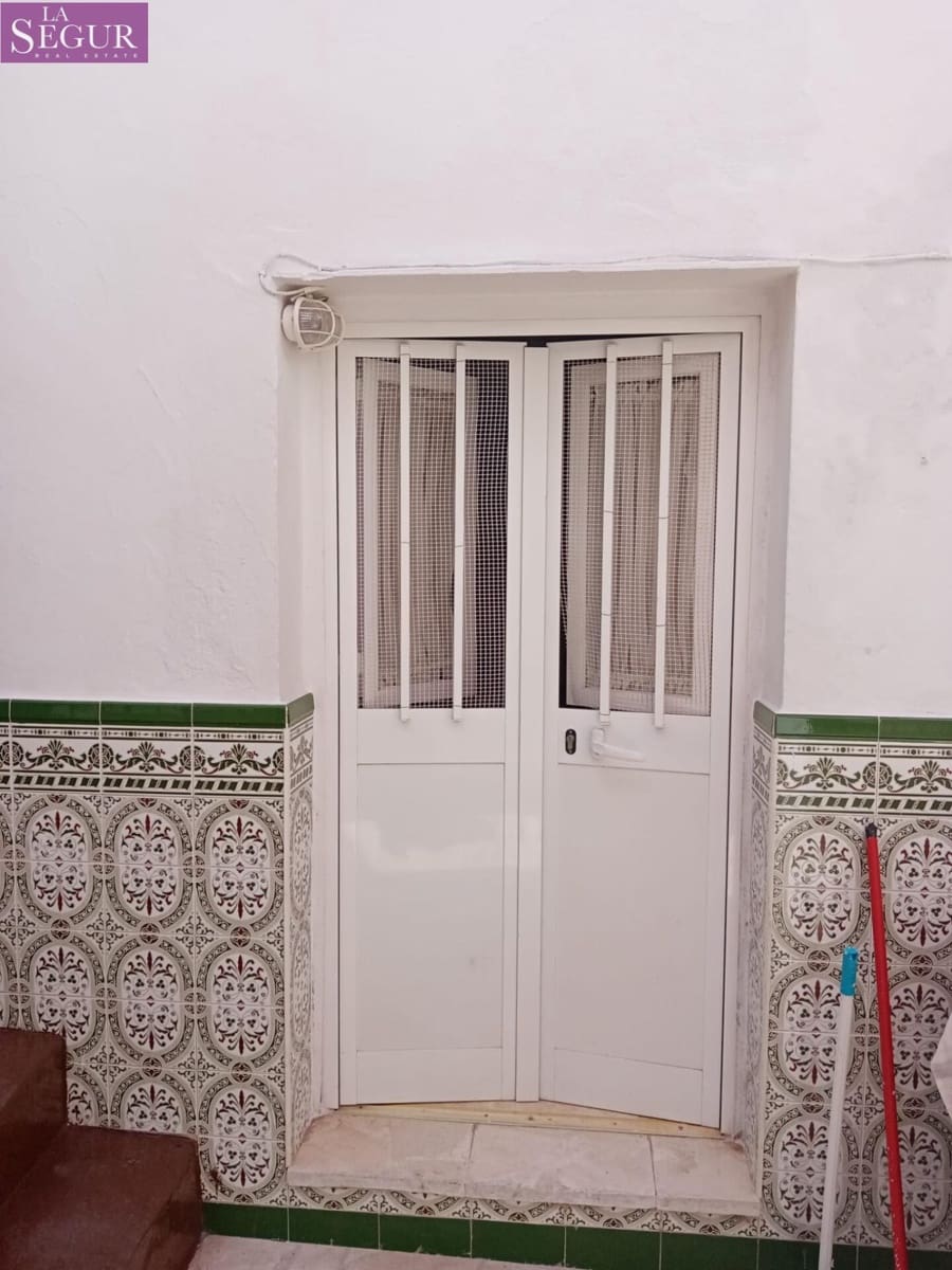 10 slaapkamer Huis te koop in Medina-Sidonia - € 160.000 (Ref: 7572391)