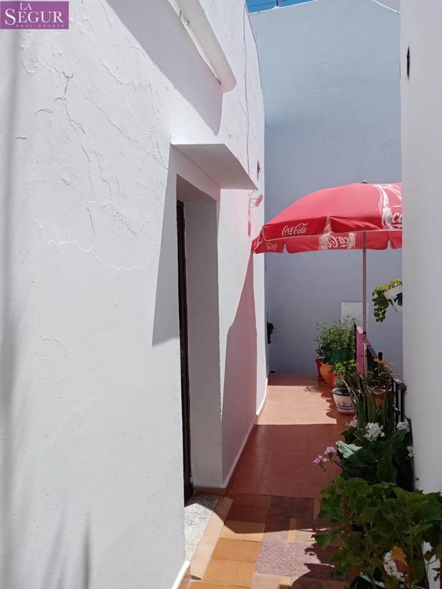 10 slaapkamer Huis te koop in Medina-Sidonia - € 160.000 (Ref: 7572391)